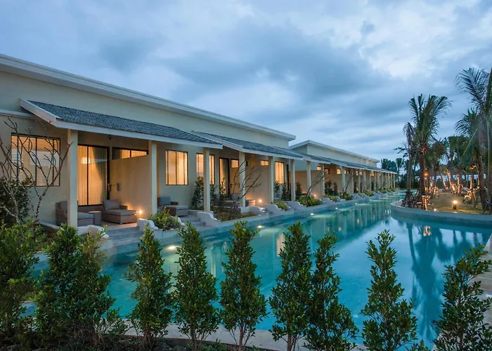 Craft Resort & Villas, Phuket Town - Scheduled Shuttle To Phuket Old Town