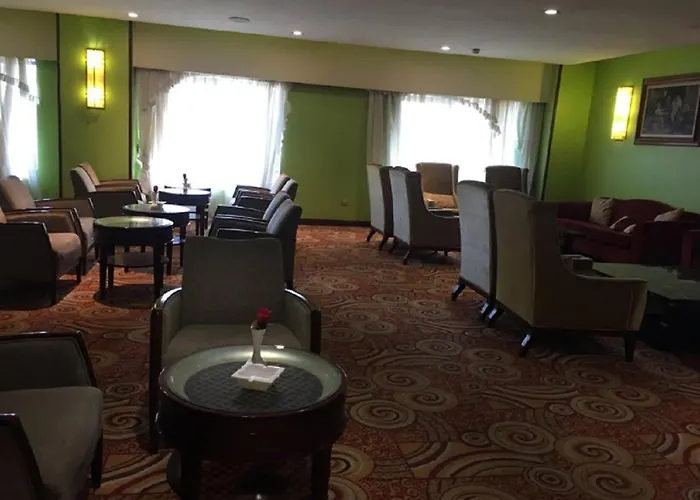 Oasis Hotel