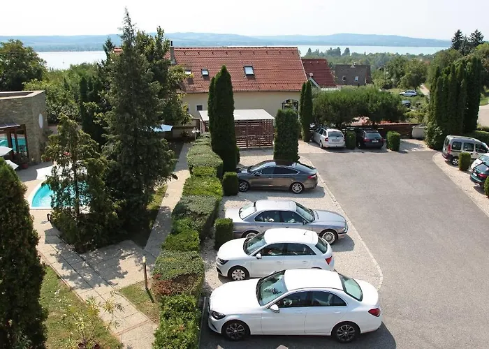 Adler Hotel & Restaurant