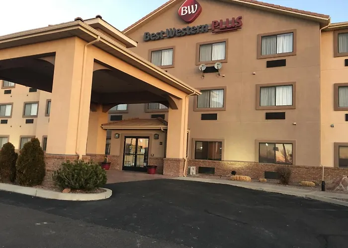 Best Western Plus Eagleridge Inn & Suites