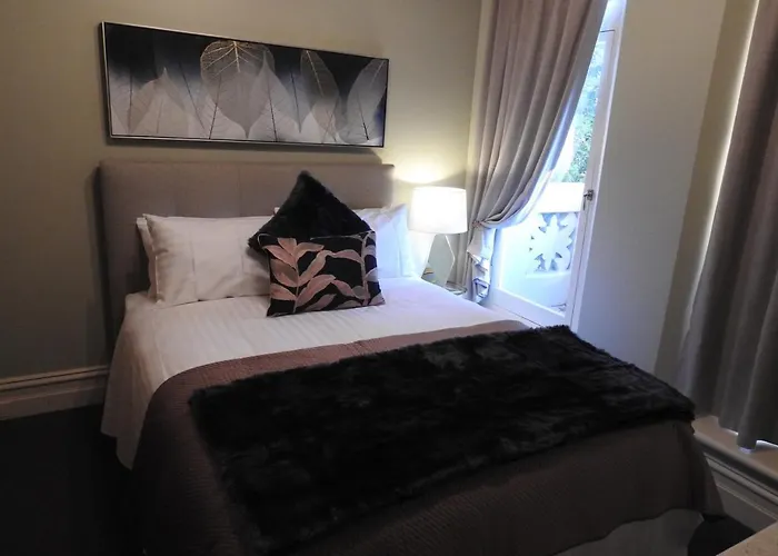 Bull And Mouth Hotel Maryborough Victoria