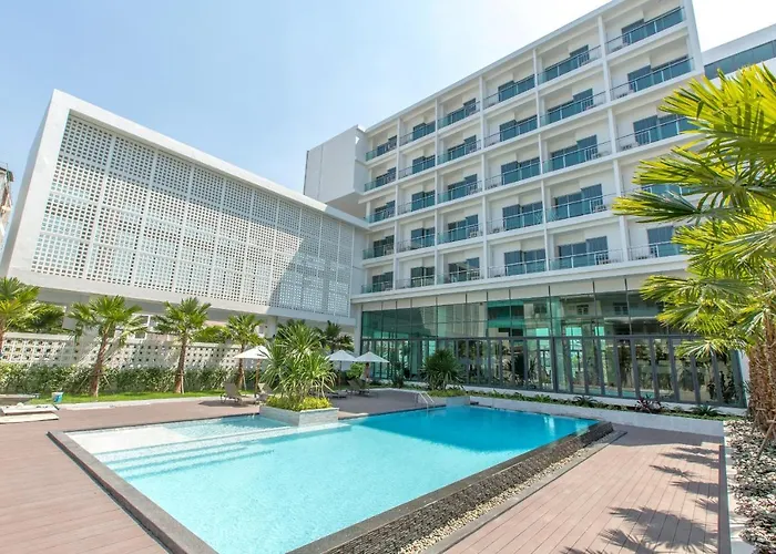 Paragon Grand Resort