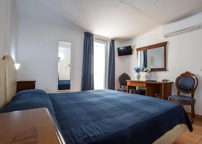 La Panoramica Hotel