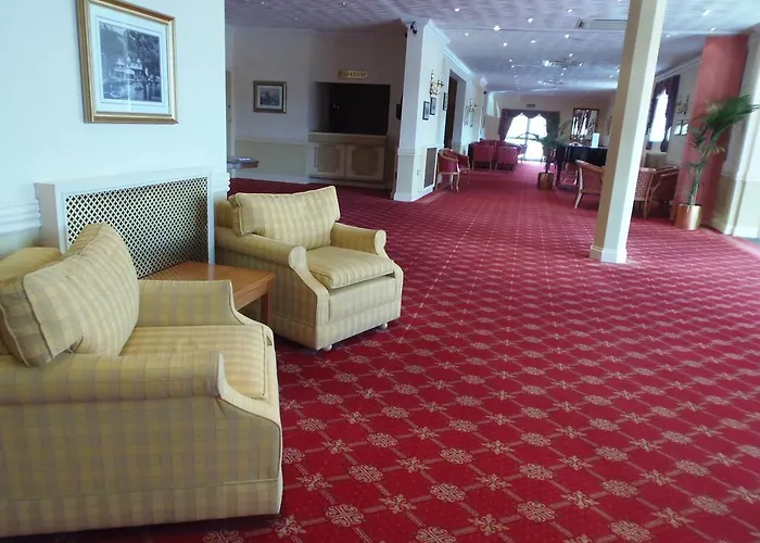 Potters International Hotel
