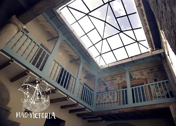 Nao Victoria Hostel