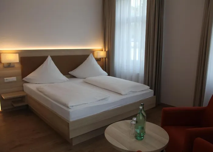 Schuetzen Hotel Meersburg Bed & Breakfast
