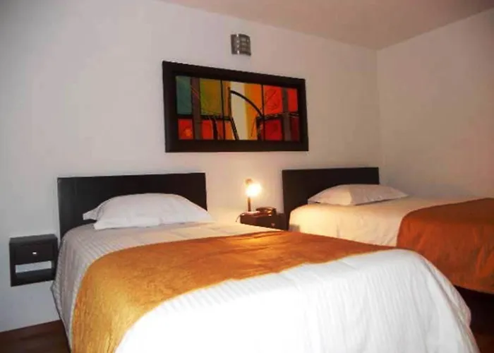 Hotel Expo Inn Embajada