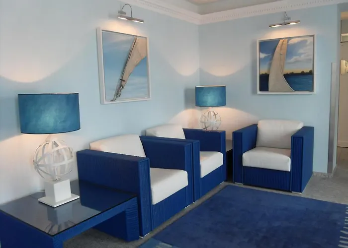 Holiday Hotel Yachtsport Resort Lago Maggiore