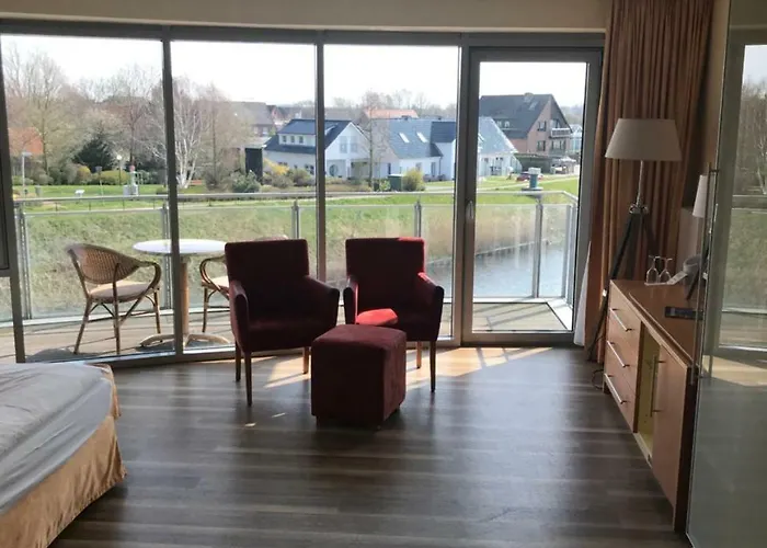 Nordseehotel Benser Hof Garni am Hafen