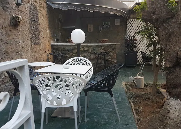 Ambassy Hotel