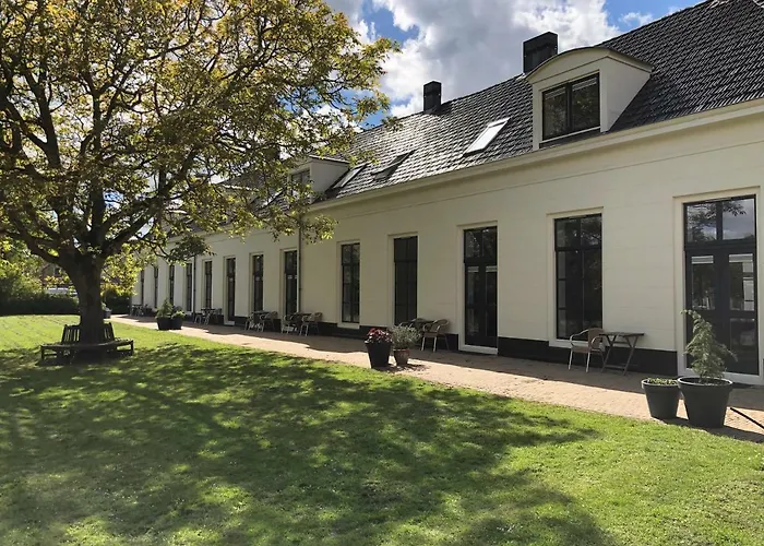 Het Weeshuis