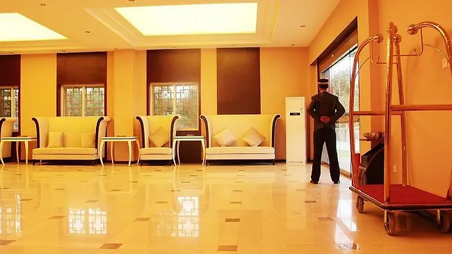 Vanray International Resort Hotel