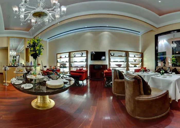 Radisson Blu Mbd Hotel Noida