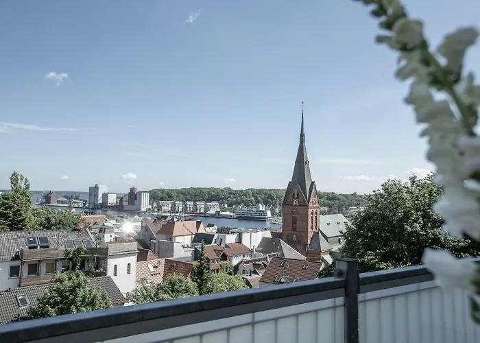 Boardinghouse Flensburg - by Zimmer FREI! Holidays