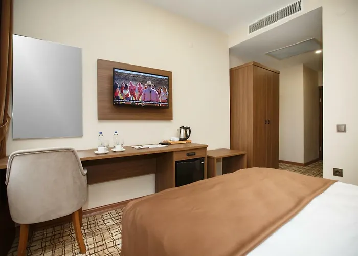 Grand Mela Hotel