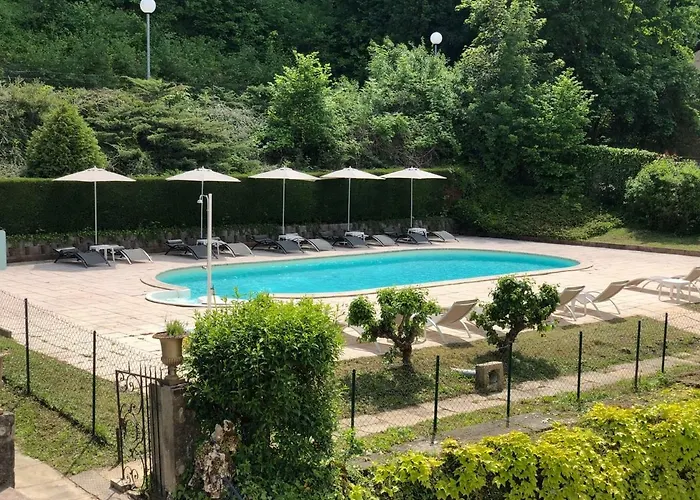 Hotel Et Studios D'Orfeuil