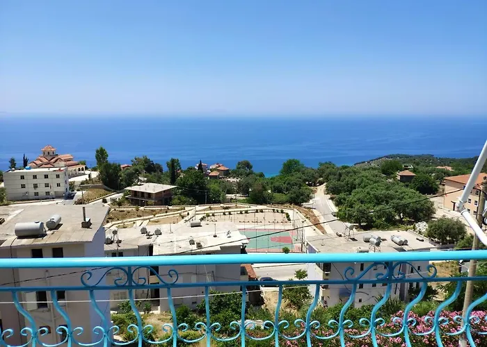 Let Rooms Lukova