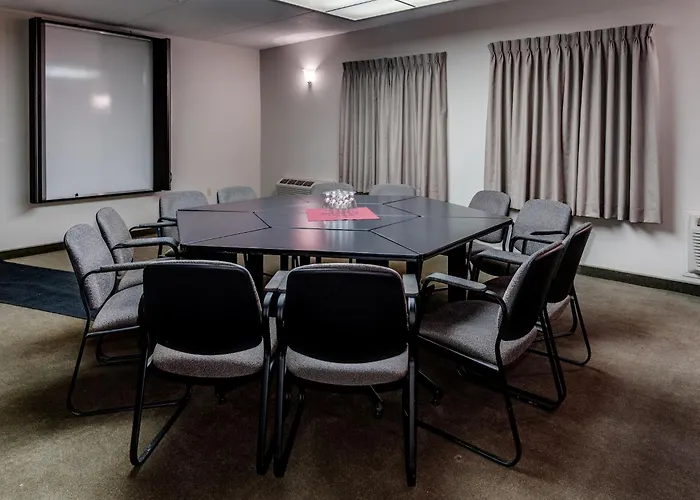 Heritage Inn Hotel & Convention Centre - Brooks