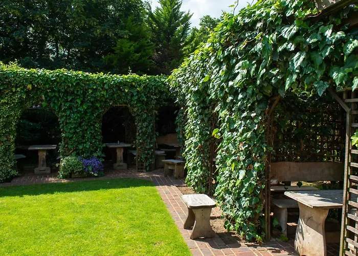 The Withies Inn