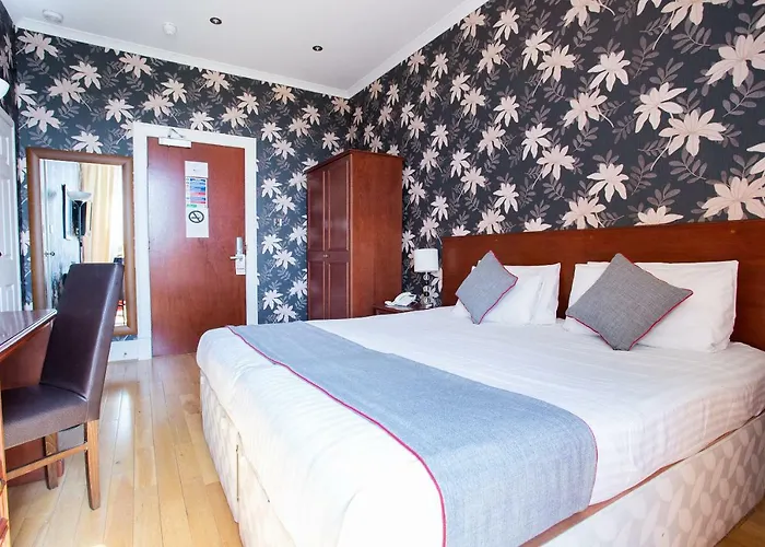 Beveridge Park Hotel