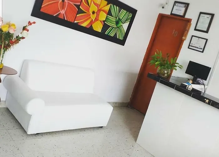 Altamira Hotel