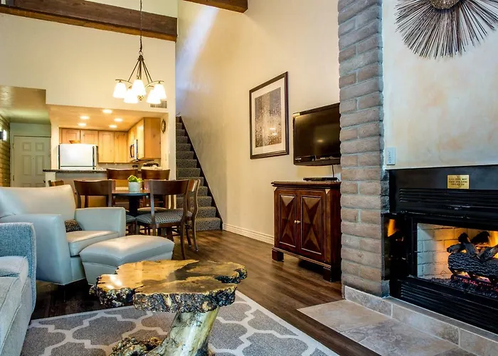 Sandstone Creek Club Condominiums