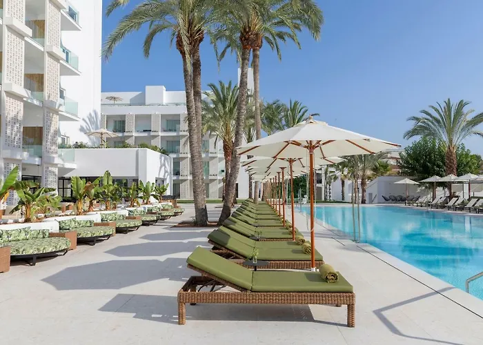 Hm Ayron Park - Adults Only