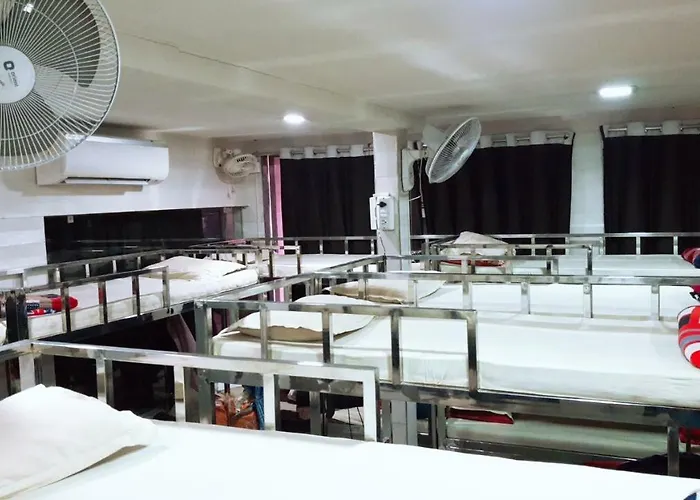 Shree Mahakali Guest House & Dormitory