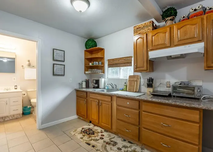 @ Marbella Lane 2Br House In Downtown Redwood City