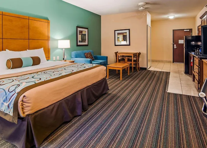 Best Western Plus Seminole Hotel & Suites