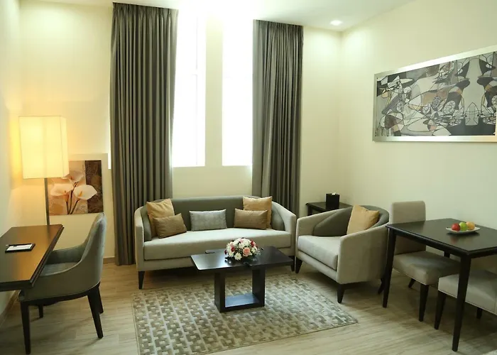 Uptown Hotel Apartment Fujairah By Gewan