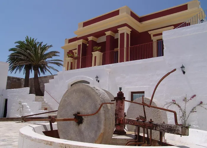 Hotel Masseria Fortificata Donnaloia