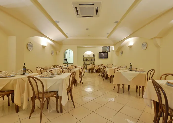 Hotel La Marina