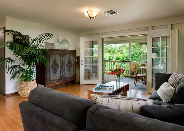 Paia Inn