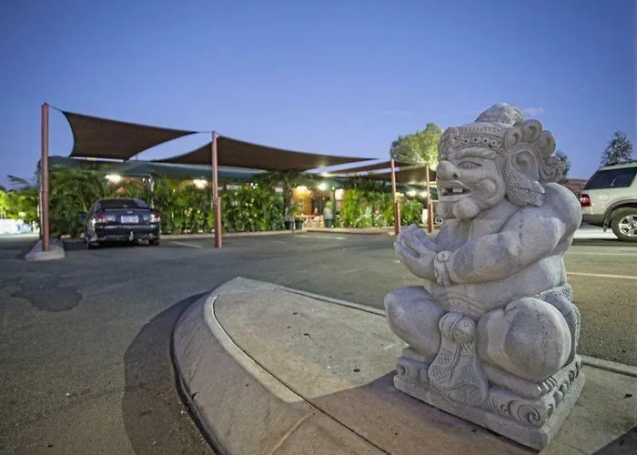 Latitude20 Cattrall Park Motel