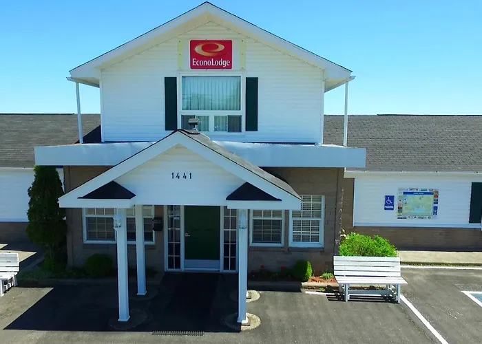 Econo Lodge Inn&Suites