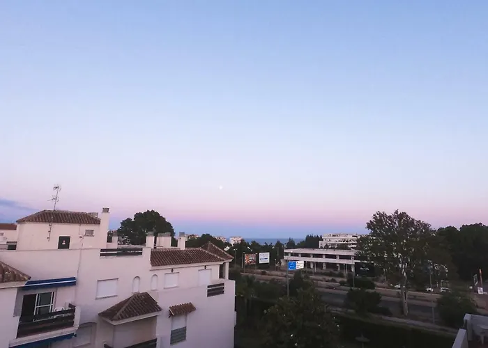 Cozy Apartment Banus
