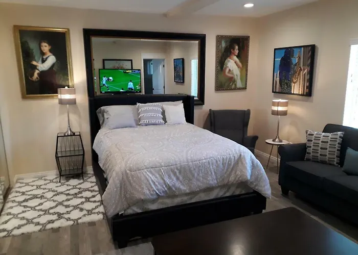 Comfortable Luxury Studio