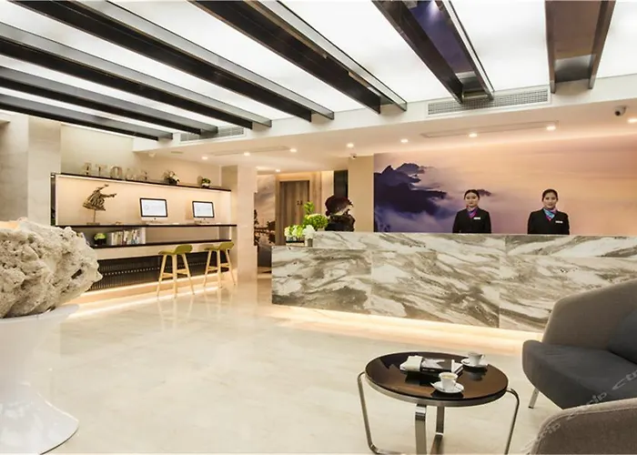 Atour Hotel