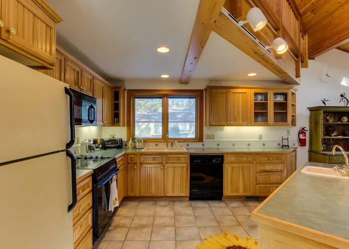 Harrison Loft
