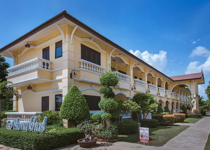Park & Pool Resort