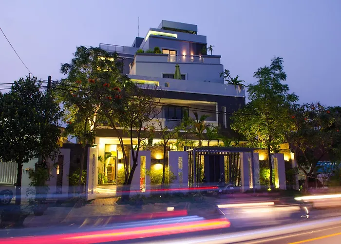 Hotel Five.S