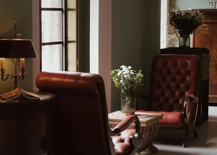 Moon And Chalice Boutique Hotel