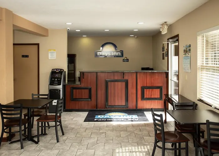 Days Inn By Wyndham Fairmont