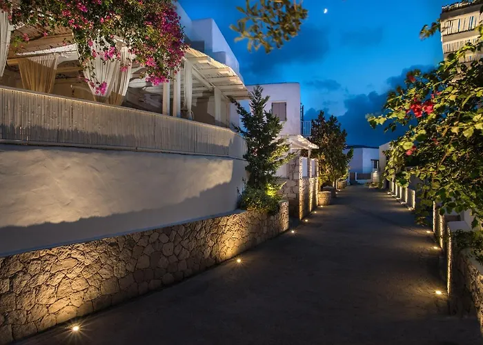 Delmar Apartments & Suites Milos - Delmar Collection