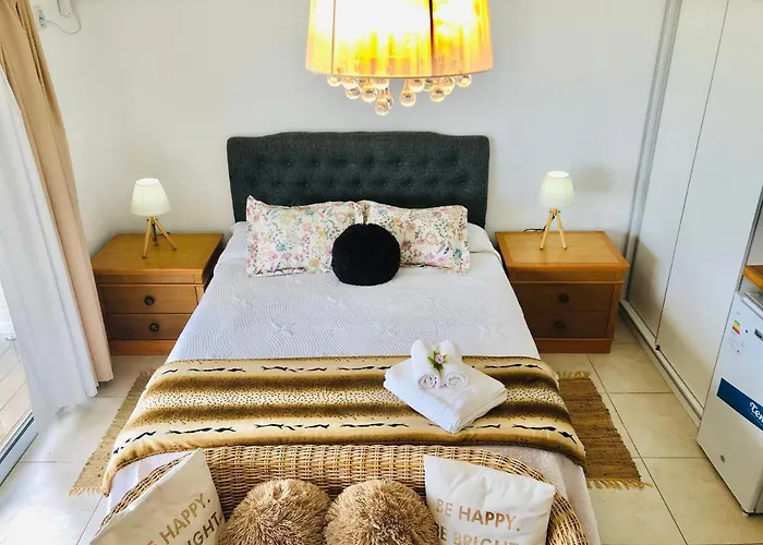 Unique Hotel & Suites