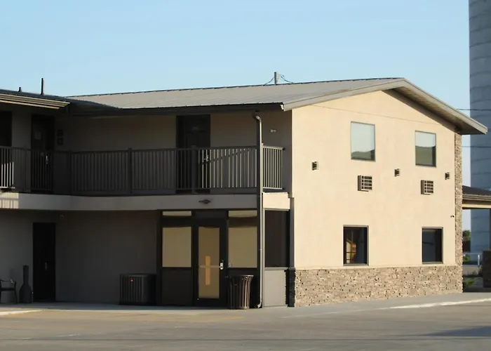 Boarders Inn & Suites By Cobblestone Hotels - Syracuse