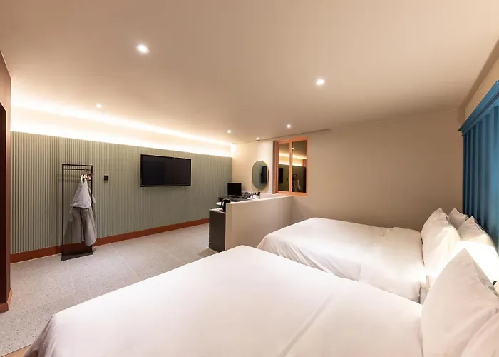 Brown Dot Hotel Seong Seo
