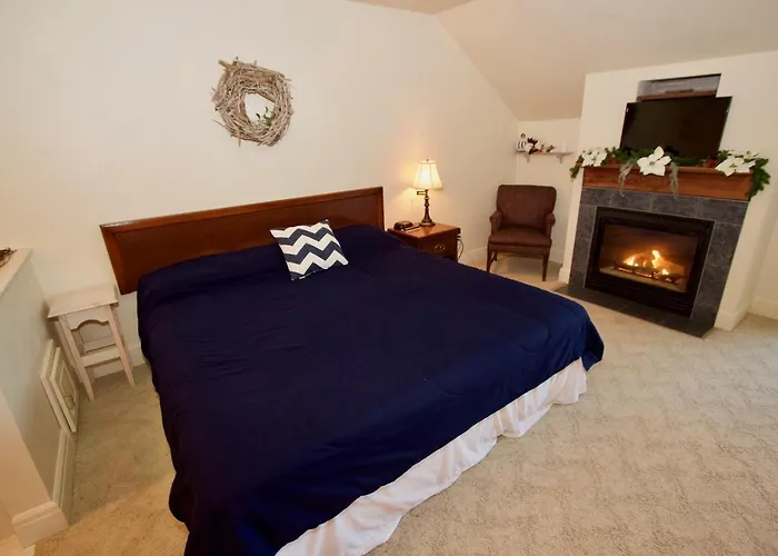 Baileys Harbor Yacht Club Resort
