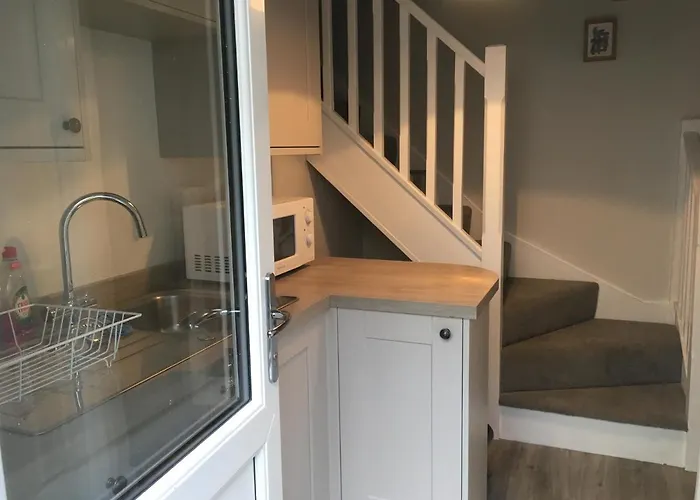 Self-Contained Accommodation For 2